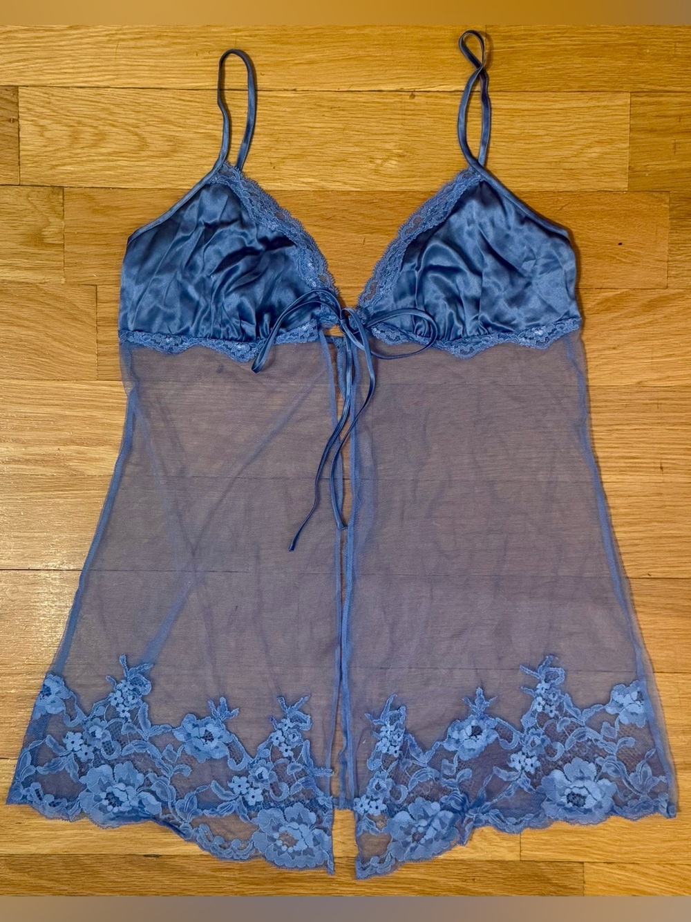 Victoria's Secret Blue Lavender Lace Lingerie / Slip Top | Size M